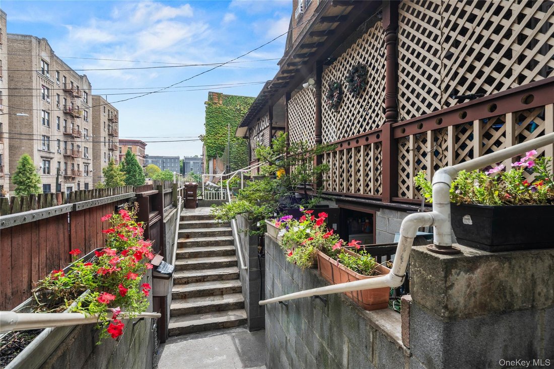 House in New York, New York, United States 2 - 16979283
