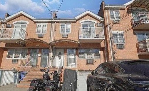 House in New York, New York, United States 1