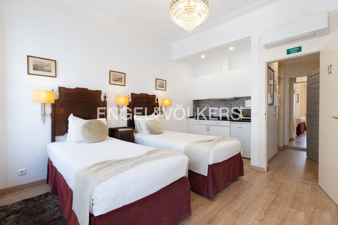Apartment in Misericordia, Lisbon, Portugal 3 - 16981712