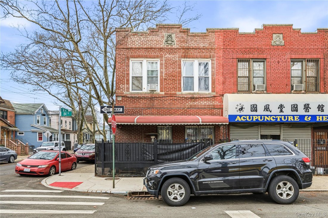 House in New York, New York, United States 1 - 16980508