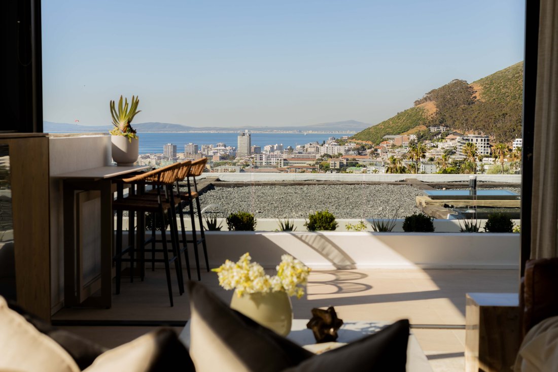House in Bakoven, Cape Town, South Africa 1 - 16981775