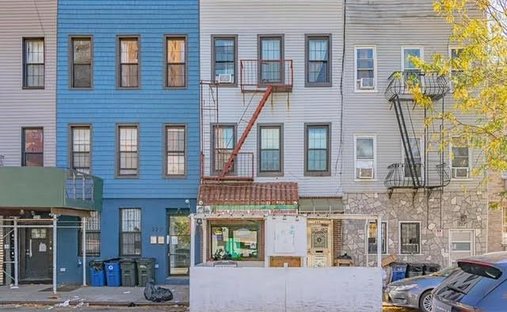 House in New York, New York, United States 1