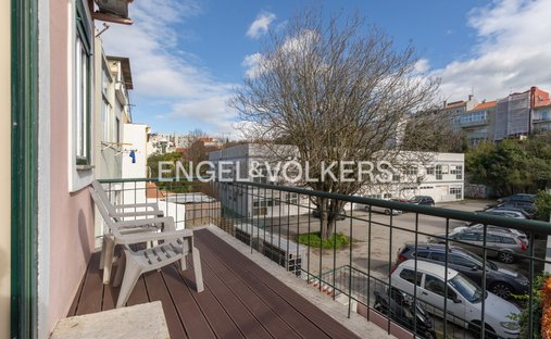 Apartment in Misericordia, Lisbon, Portugal 1