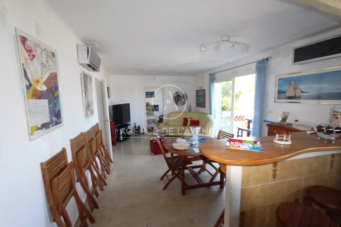 House in Village, Saint-Mandrier-sur-Mer, France 2 - 16981445