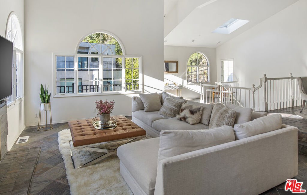 House in Los Angeles, California, United States 5 - 16982618