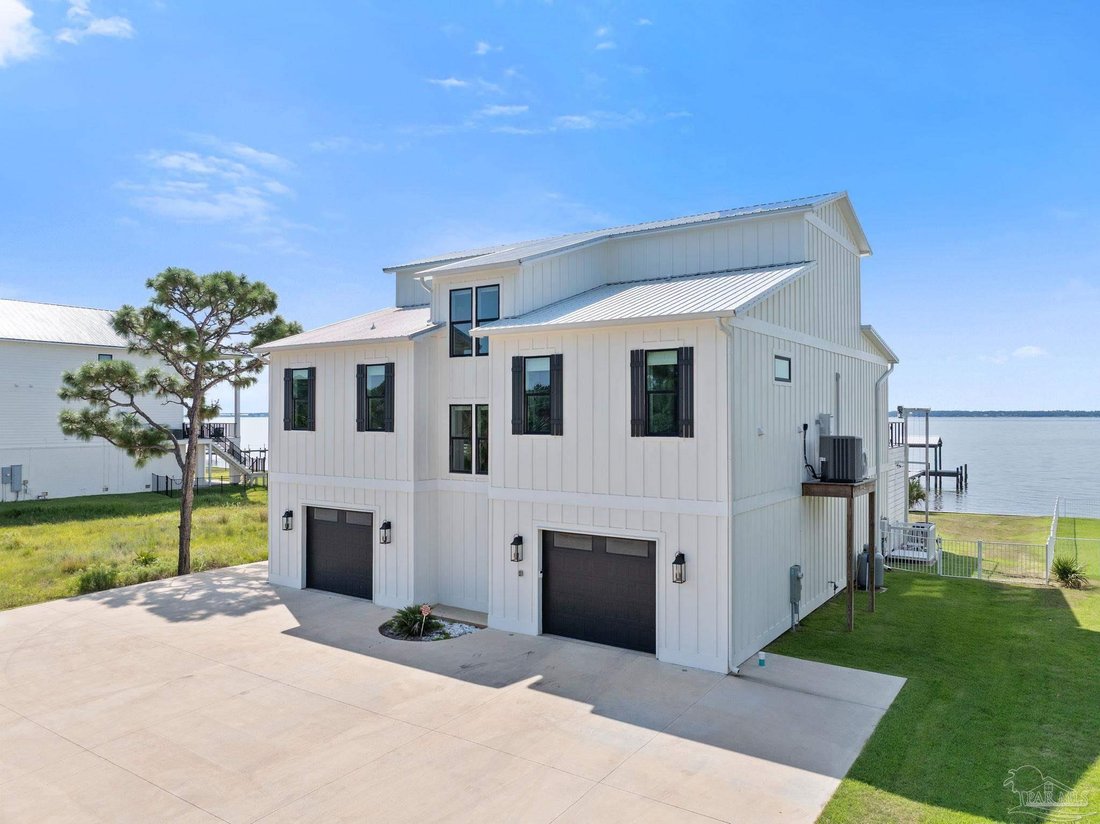 House in Pensacola, Florida, United States 2 - 16977295
