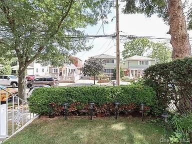 House in New York, New York, United States 2 - 16980317