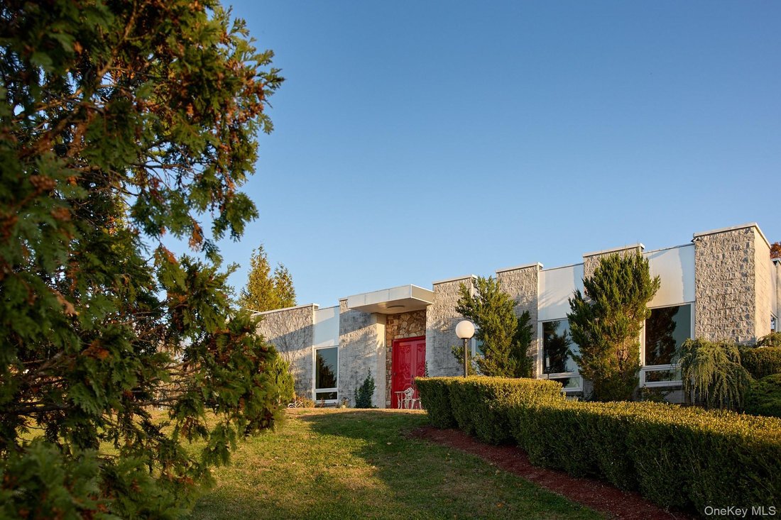 House in Wallkill, New York, United States 1 - 16980913