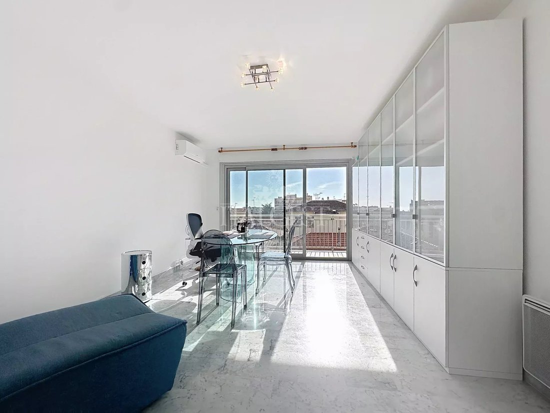 Apartment in Menton, Provence-Alpes-Côte d'Azur, France 4 - 16981472