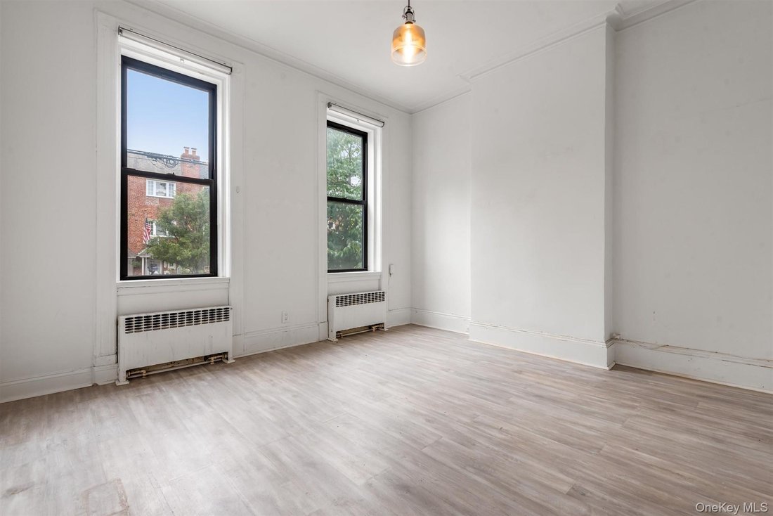 House in New York, New York, United States 4 - 16978930