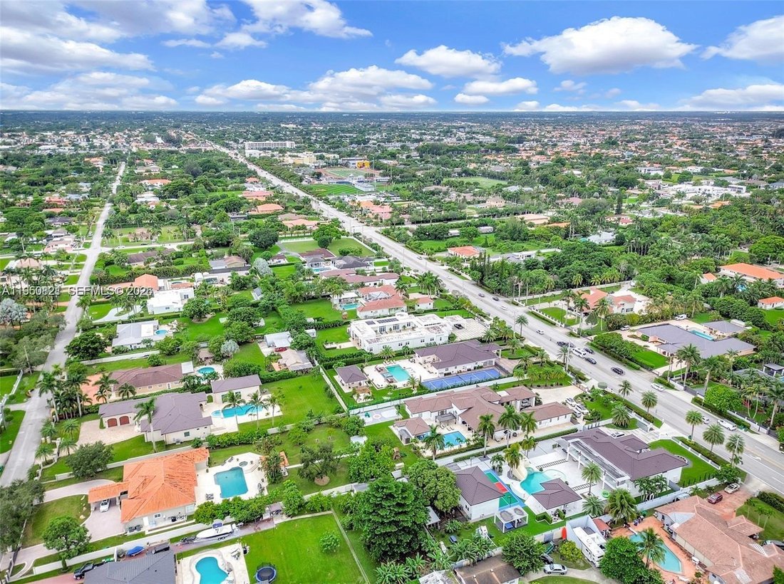 House in Miami, Florida, United States 3 - 16983008