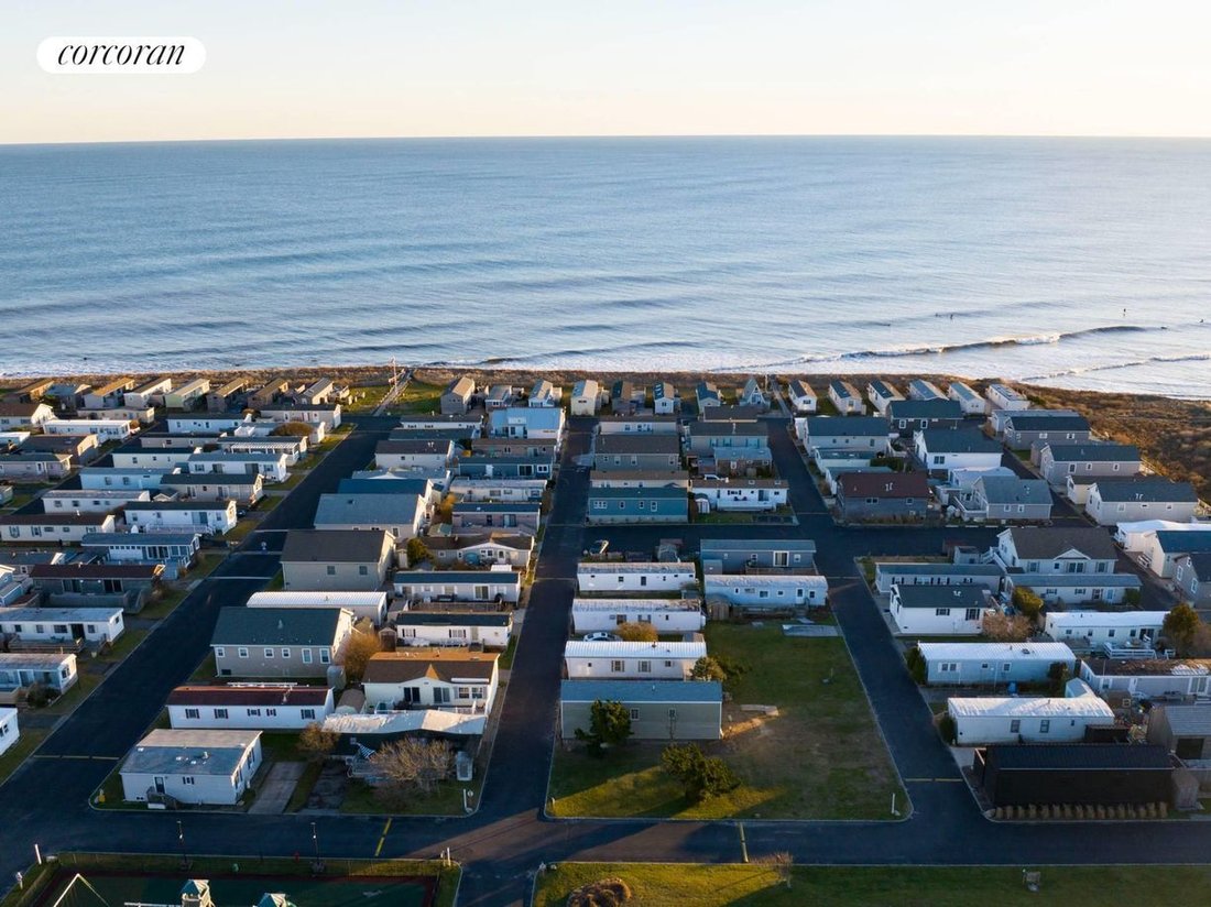 Montauk, New York, United States 2 - 16983280