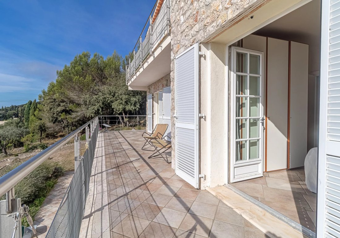 Villa in Èze, Provence-Alpes-Côte d'Azur, France 3 - 16985668