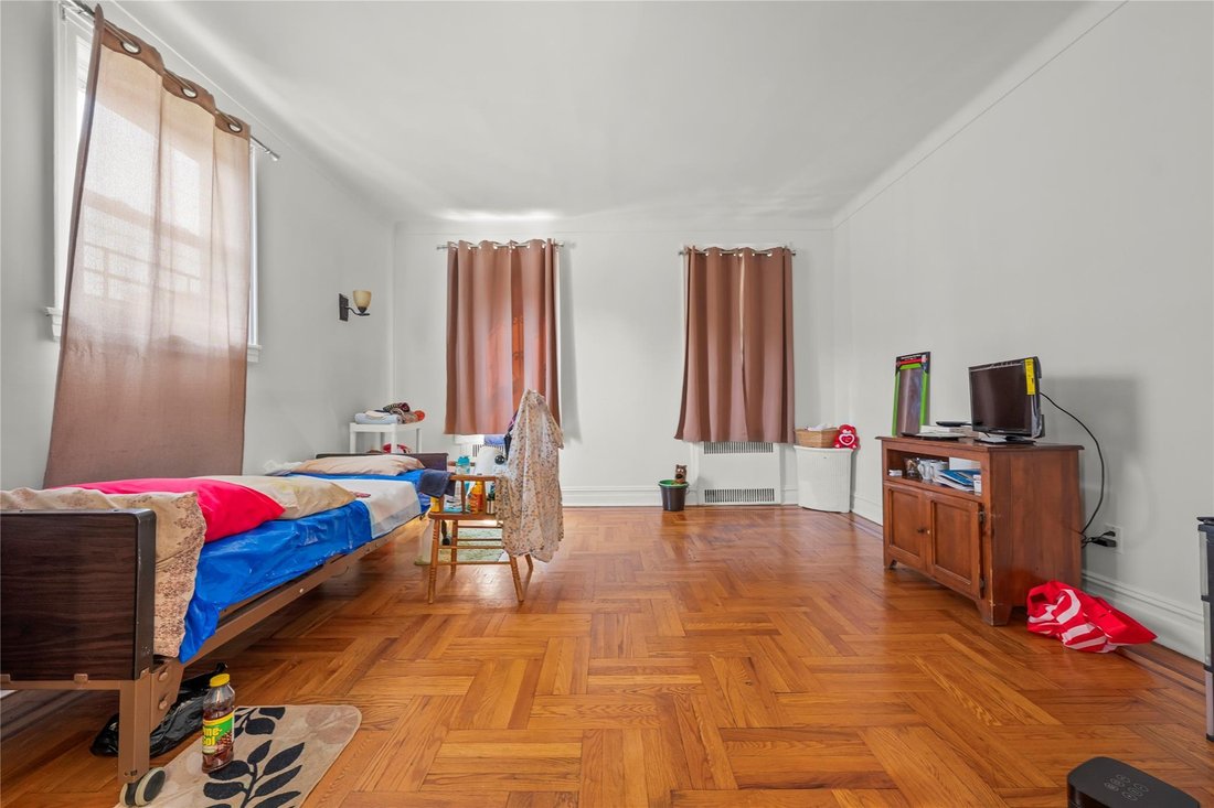 House in New York, New York, United States 4 - 16979598