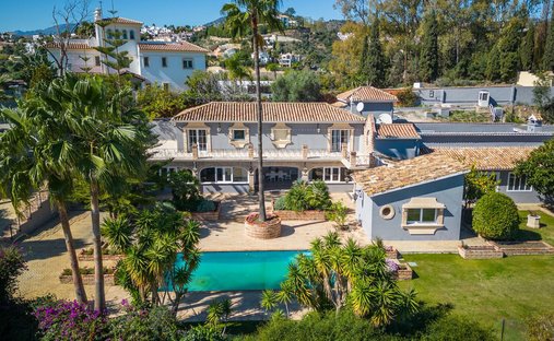Villa in Benahavis, Andalusia, Spain 1