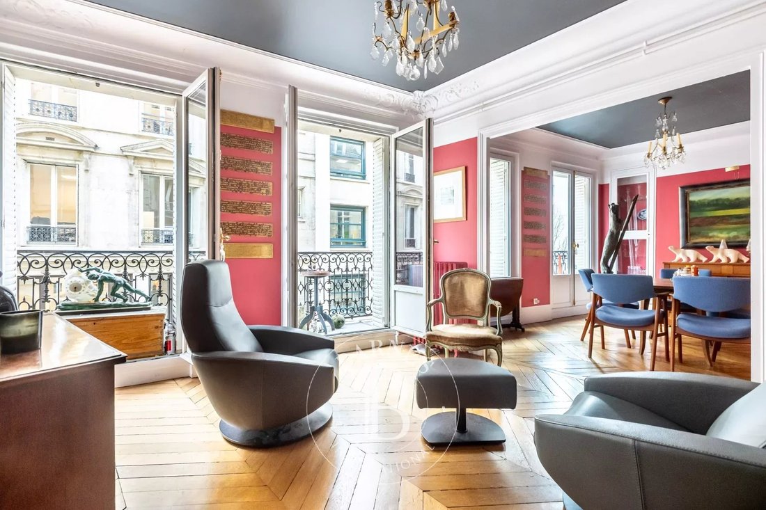 Apartment in Paris 1er Arrondissement, Paris, France 1 - 16981200