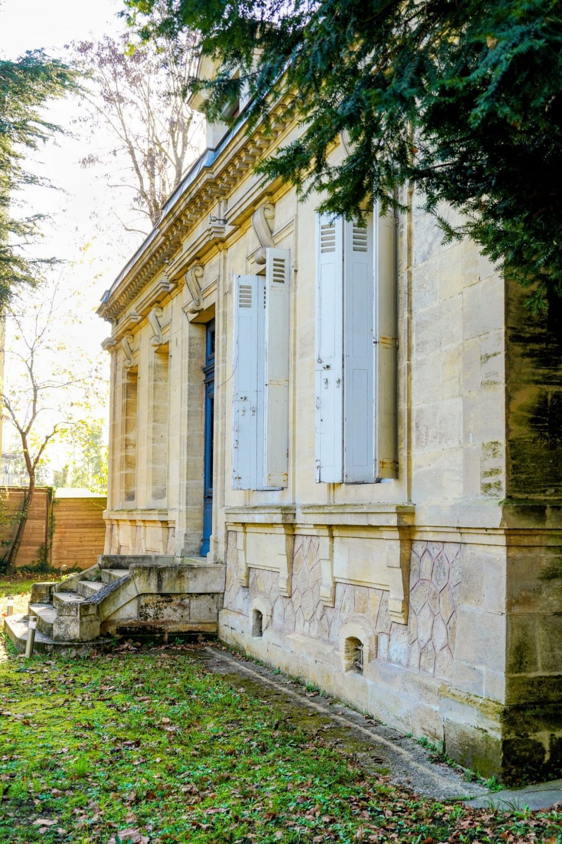 Villa in Saint-Medard-en-Jalles, Nouvelle-Aquitaine, France 3 - 16984948