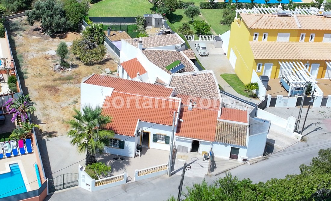 House in Olhos de Agua, Algarve, Portugal 1 - 16070563