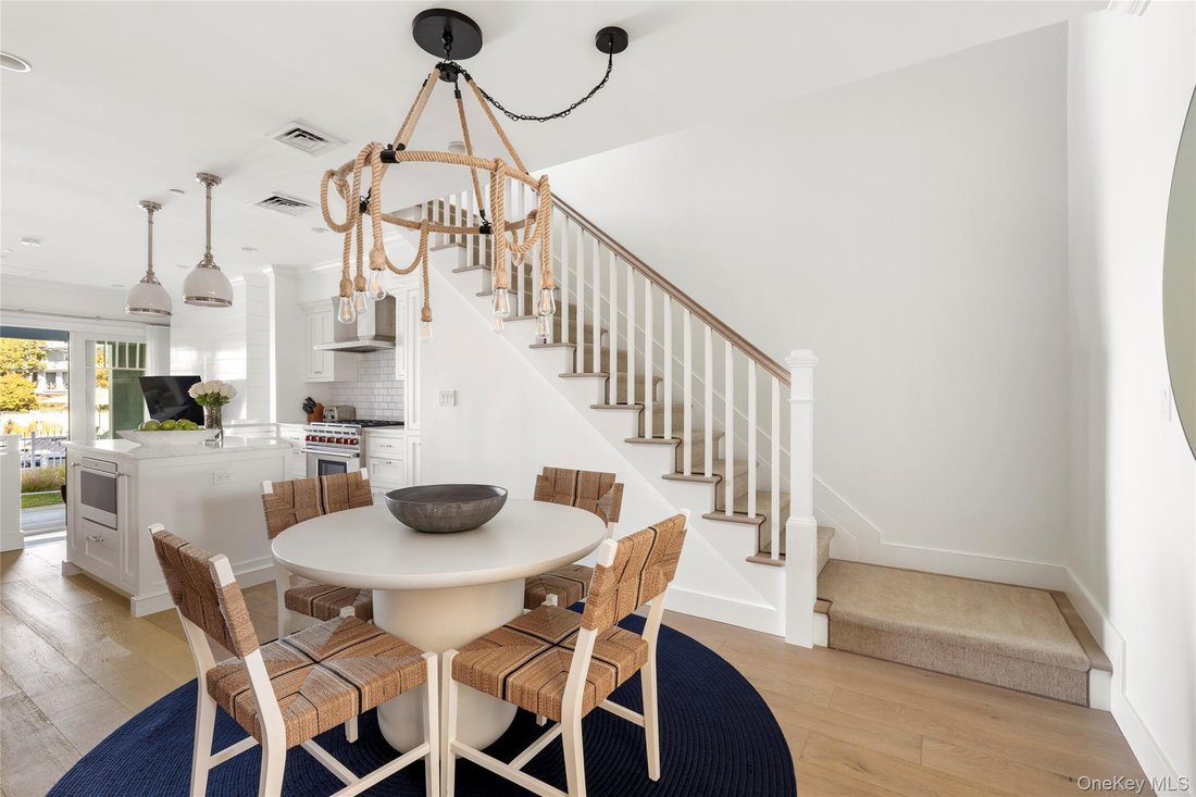 Condo in Hampton Bays, New York, United States 4 - 16979519