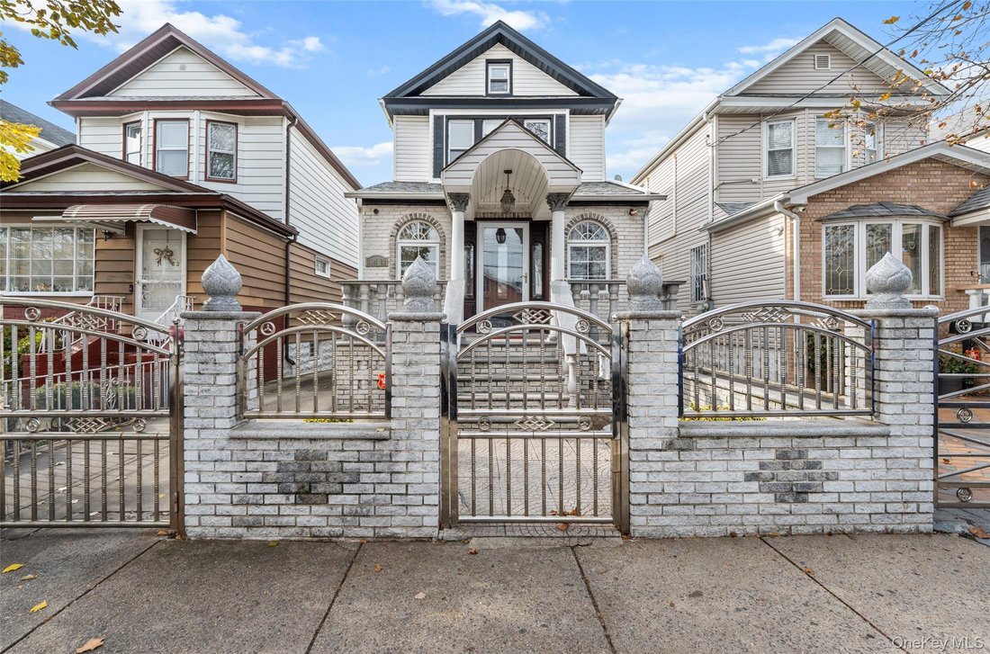 House in New York, New York, United States 1 - 16980614