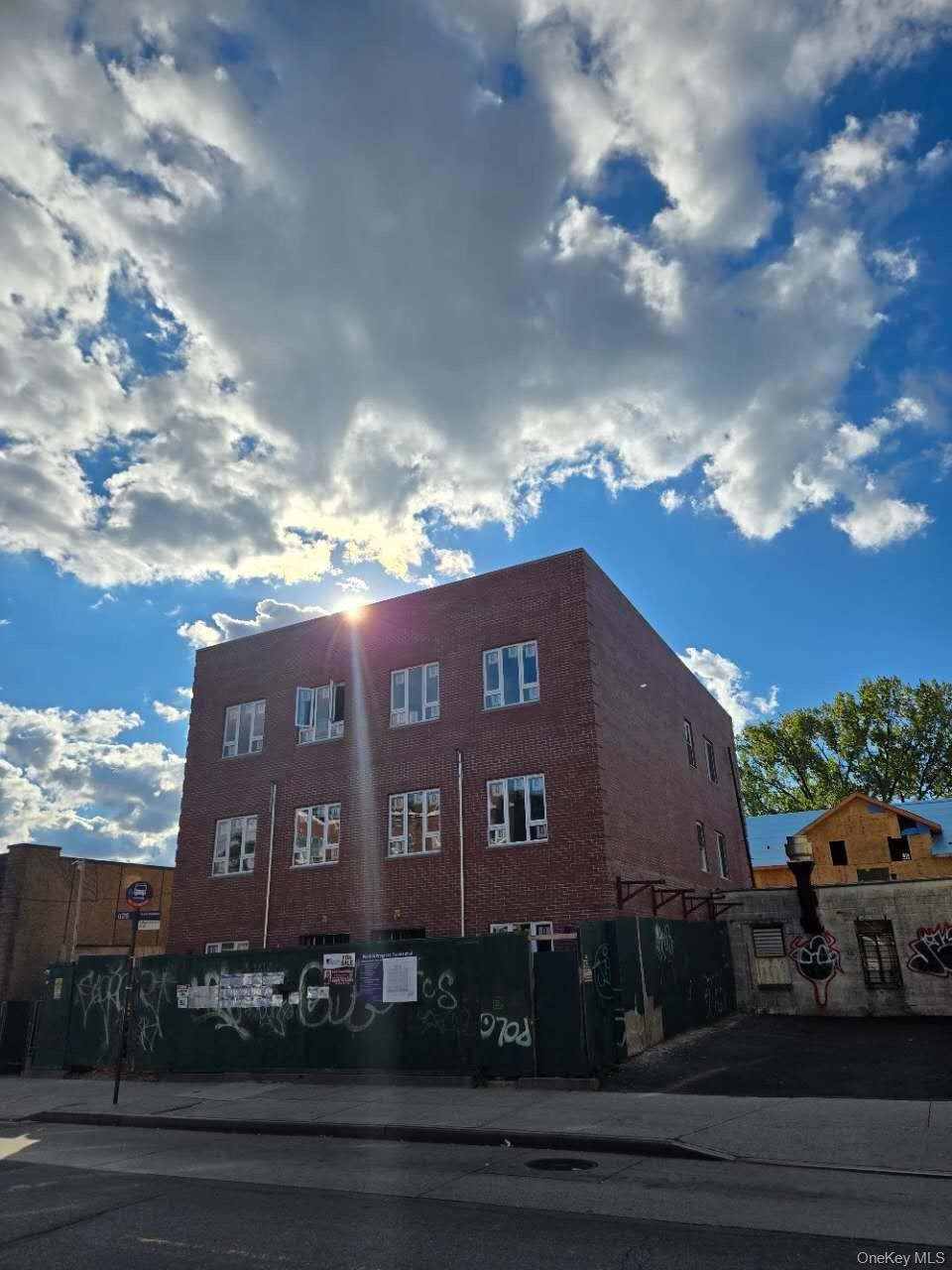 House in New York, New York, United States 1 - 16979988