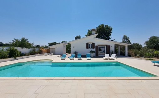 Villa en Oria, Apulia, Italia 1