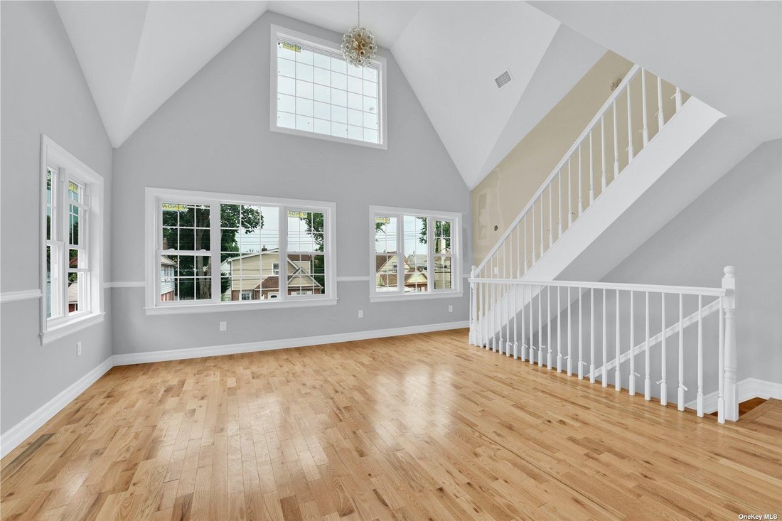 House in New York, New York, United States 5 - 16978694