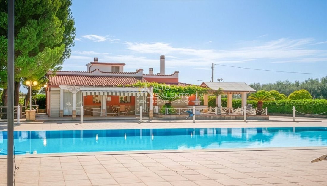 Villa in Carovigno, Apulia, Italy 3 - 16977756