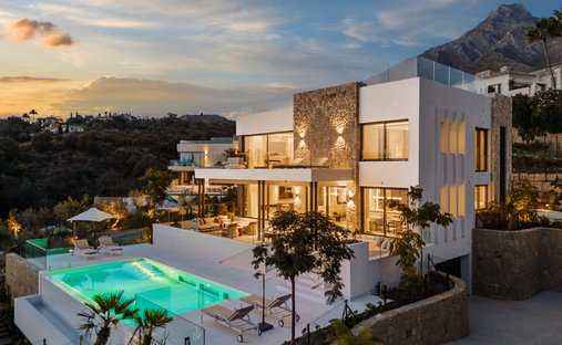 Villa in Golden Mile, Andalusia, Spain 1