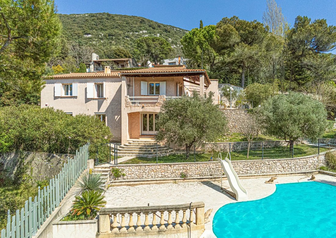 Villa in La Turbie, Provence-Alpes-Côte d'Azur, France 3 - 16985656