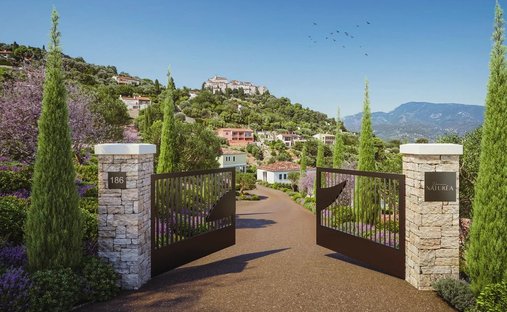 Maison à Carros, Provence-Alpes-Côte d'Azur, France 1