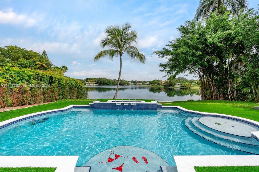 House in Miami Lakes, Florida, United States 5 - 16640015