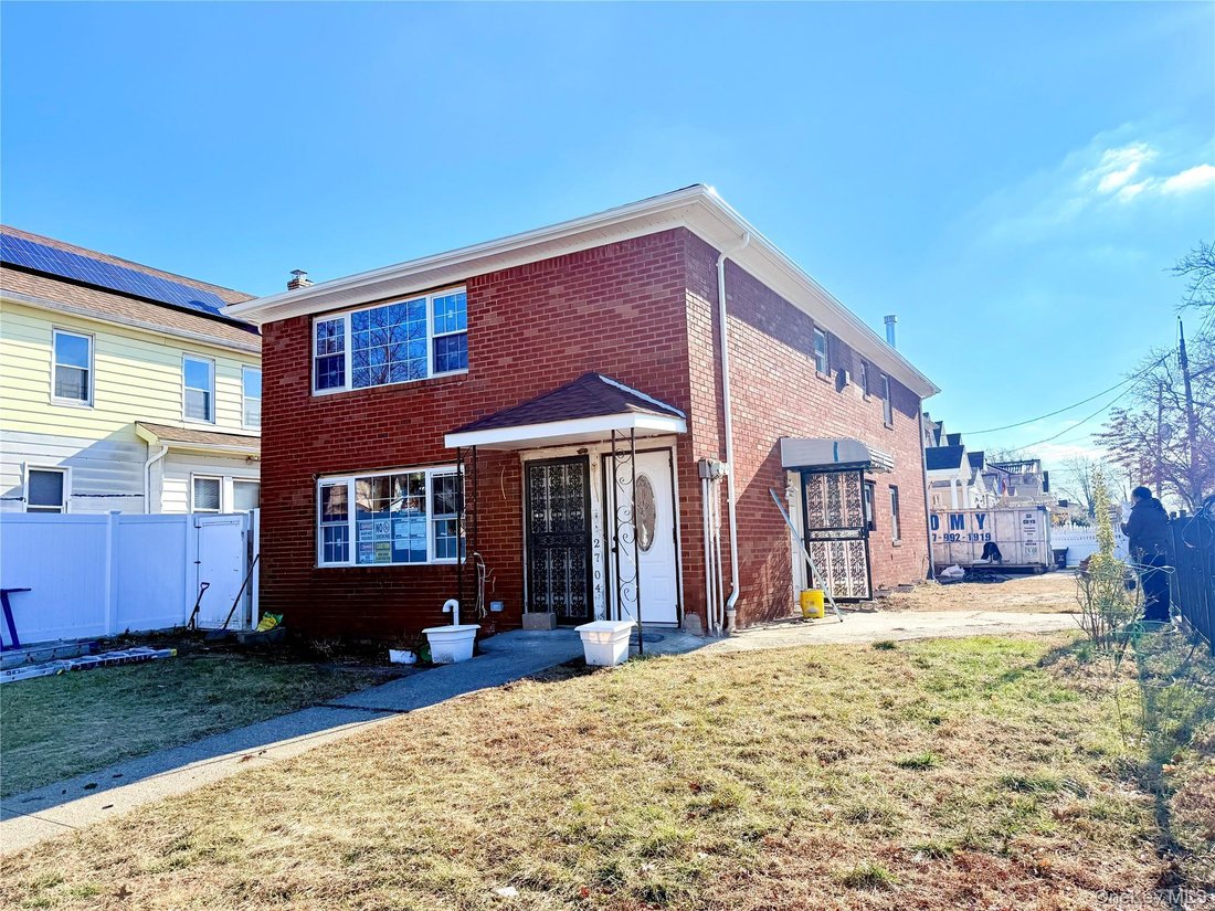 House in New York, New York, United States 1 - 16979600