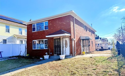House in New York, New York, United States 1