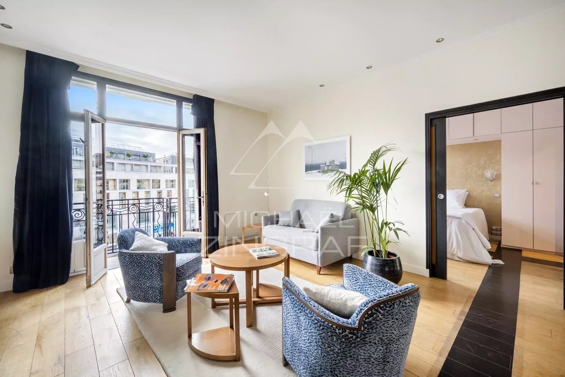 Apartment in Paris 2e Arrondissement, Paris, France 1 - 16981170