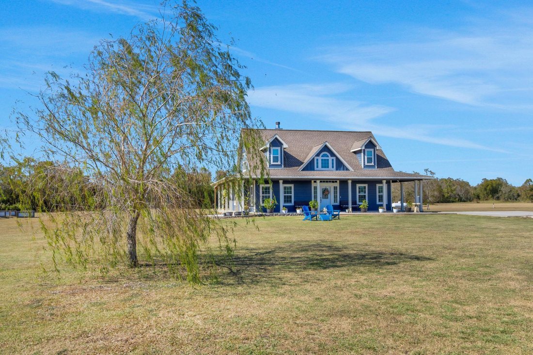 House in Devers, Texas, United States 1 - 16977204