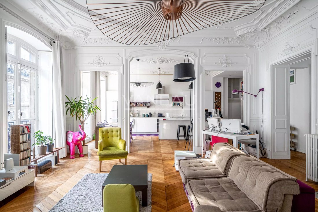 Apartment in Europe, Paris 8e Arrondissement, Paris 5 - 16983885