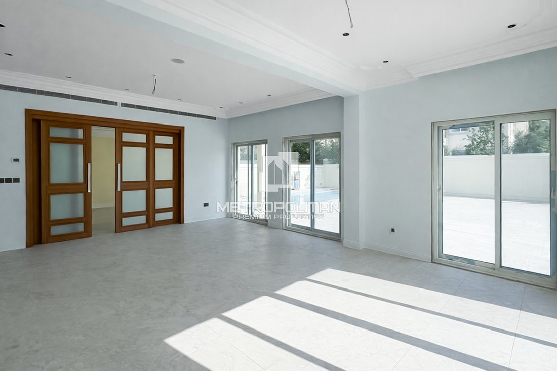Villa in Al Barsha South 5, Al Barsha, Dubai 3 - 16981798