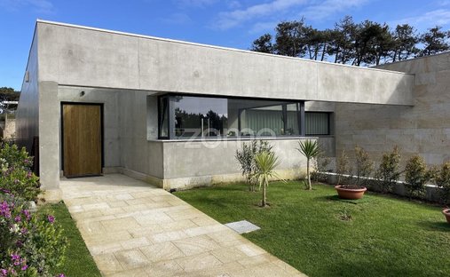 House in Apulia e Fao, Braga, Portugal 1