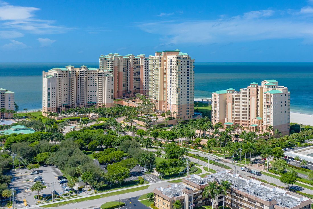 Condo in Marco Island, Florida, United States 1 - 16985272