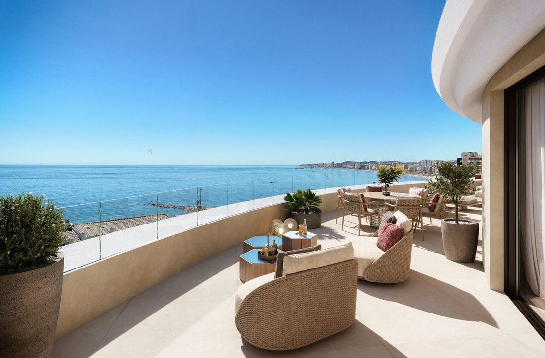 Penthouse in Fuengirola, Andalusia, Spain 1 - 16979494