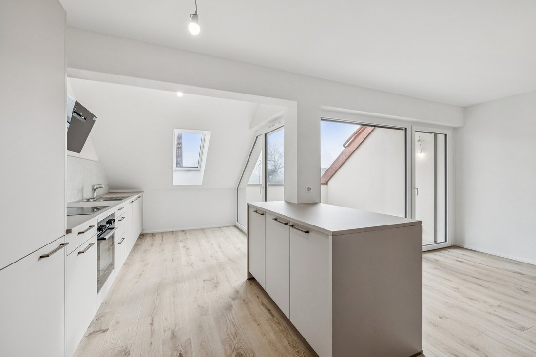 Village XVI Charming 4.5 Room Apartment With Balcony