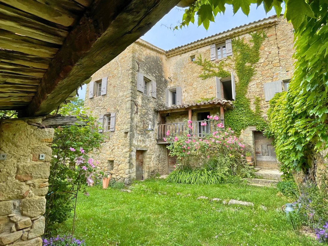 House in Simiane-la-Rotonde, Provence-Alpes-Côte d'Azur, France 5 - 16965625