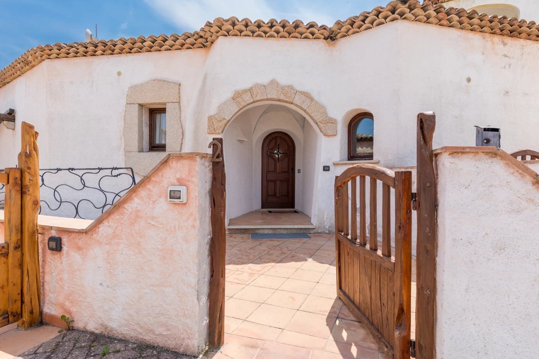 Villa in Area Arzachena Paese, Arzachena, Sardinia 1 - 14388067