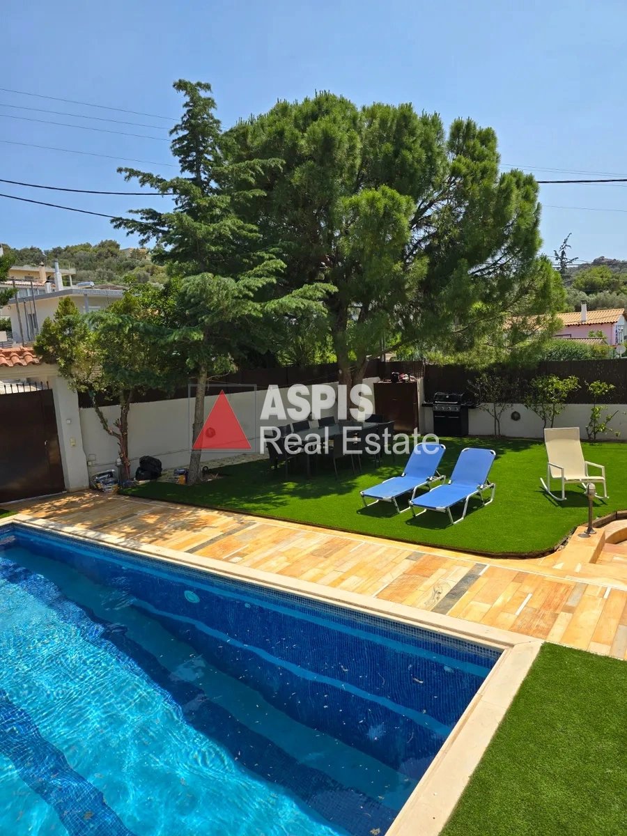 Villa in Kalyvia Thorikou, Attica, Greece 2 - 16977265