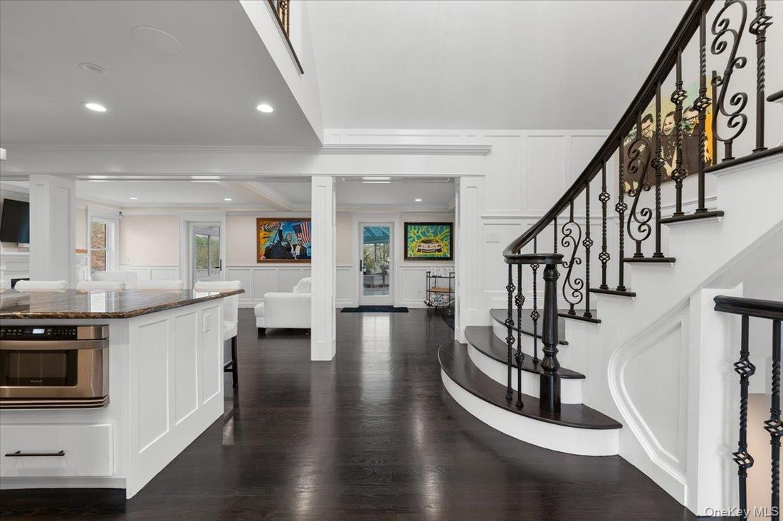 House in Hampton Bays, New York, United States 5 - 16978560