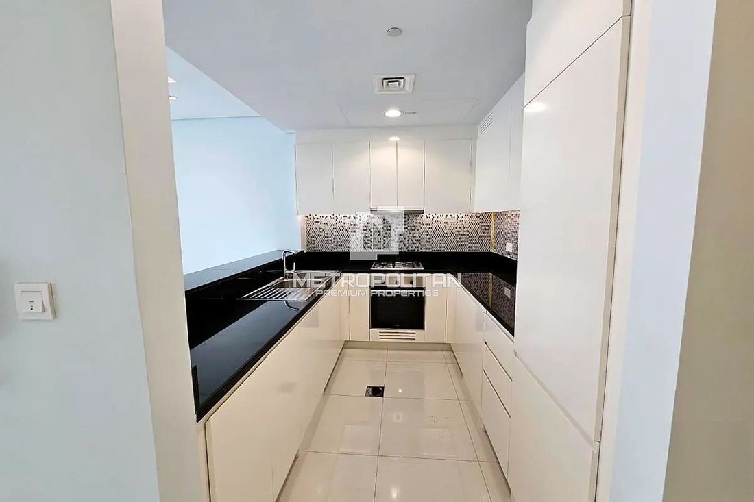 Apartment in Business Bay, Dubai, United Arab Emirates 5 - 16981801