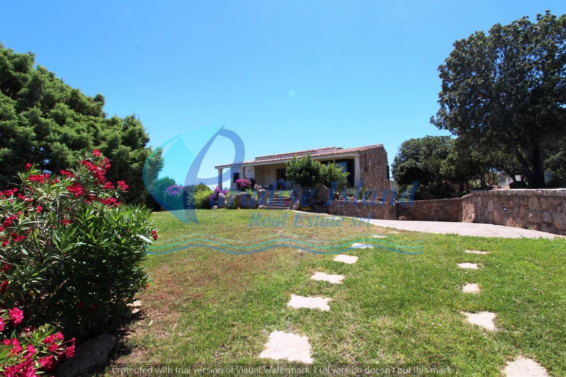 Villa in Arzachena, Sardinia, Italy 3 - 14833368