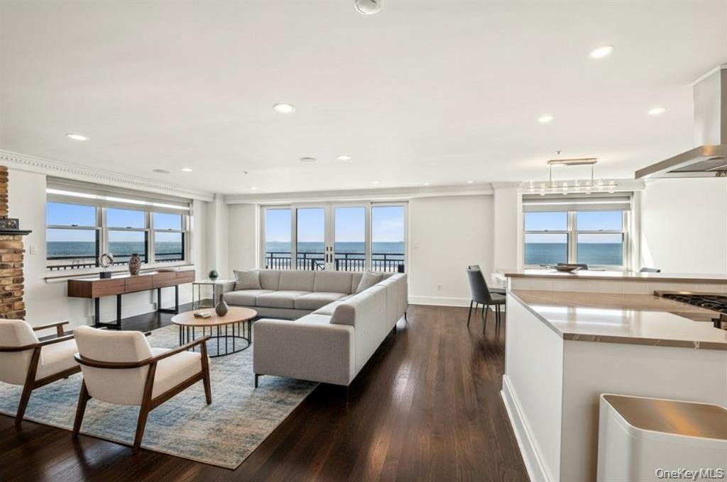 Condo in Long Beach, New York, United States 3 - 16978342