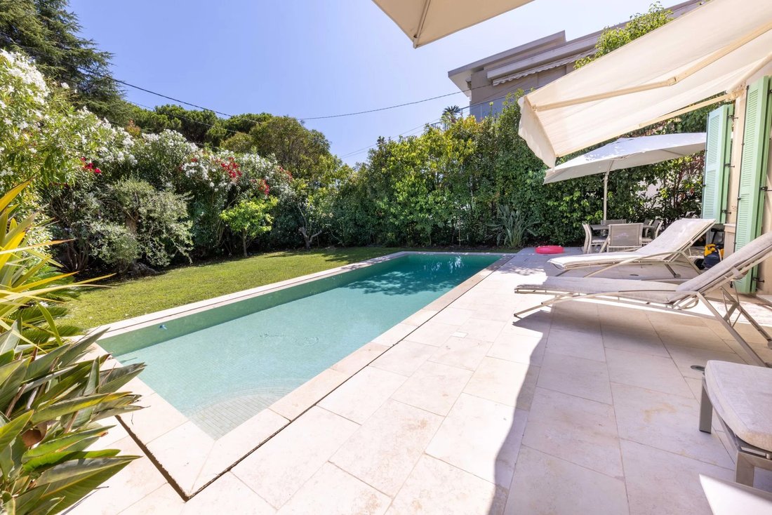 Villa in Ponteil, Antibes, France 2 - 13231129